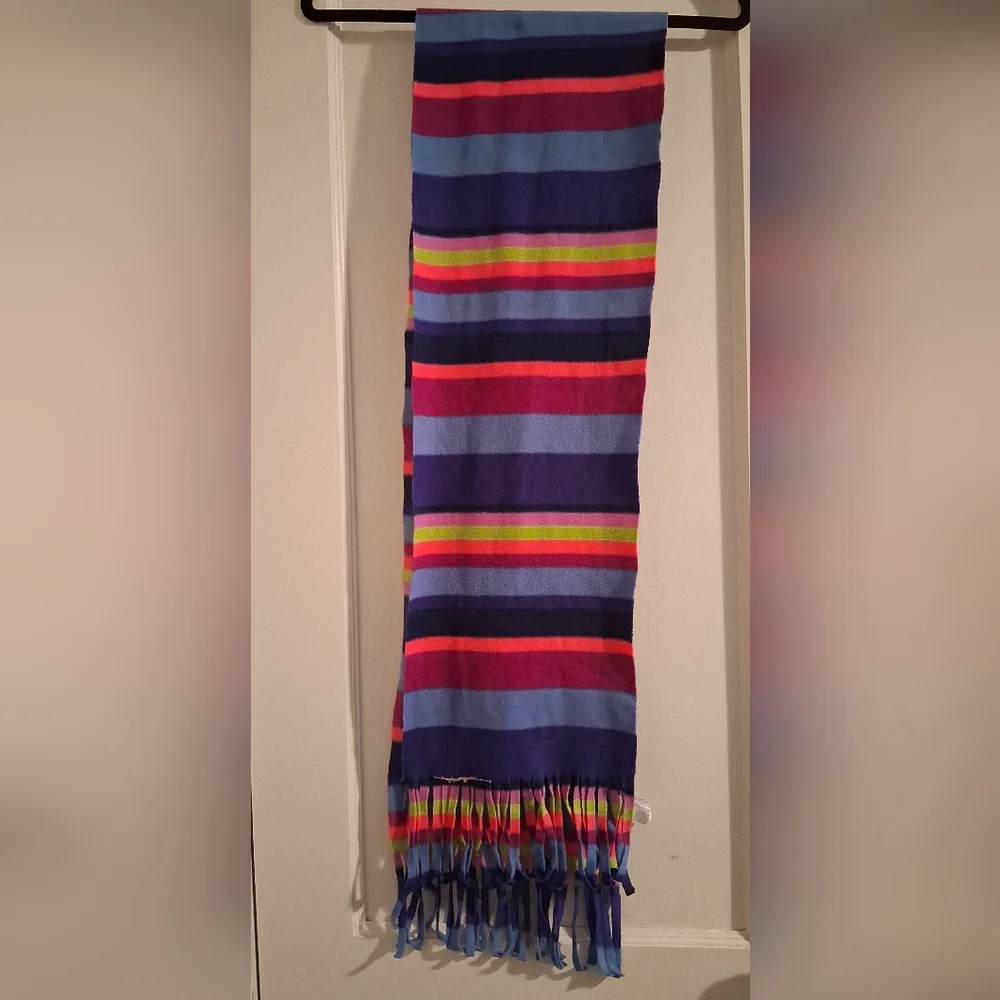 Old Navy Scarf in Stripes